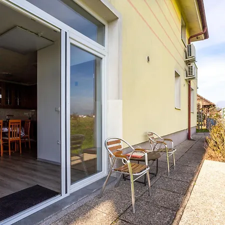 Apartma Majdas * Loka pri Mengsu