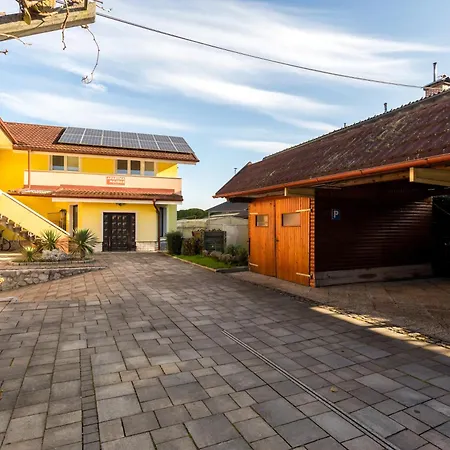 Apartamento Apartma Majdas