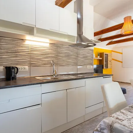 Apartma Majdas * Loka pri Mengsu