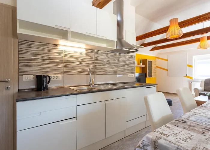 Apartma Majdas * Loka pri Mengsu